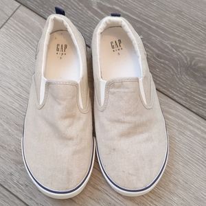 Gap kids canvas slip on sneakers